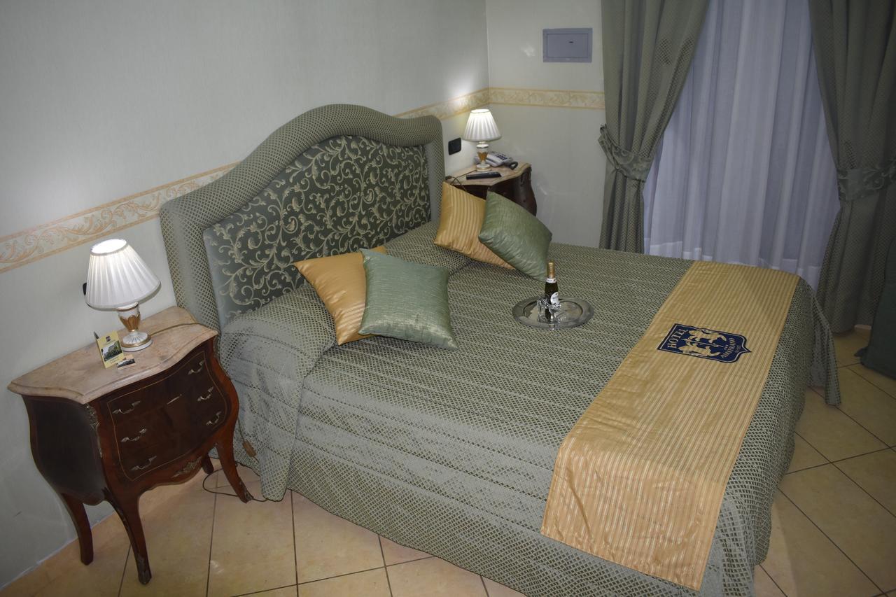 Hotel Ristorante Amitrano Pompeï Buitenkant foto